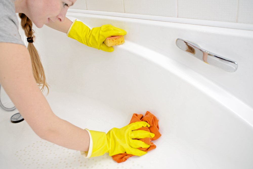 Whitening Fiberglass Bathtubs